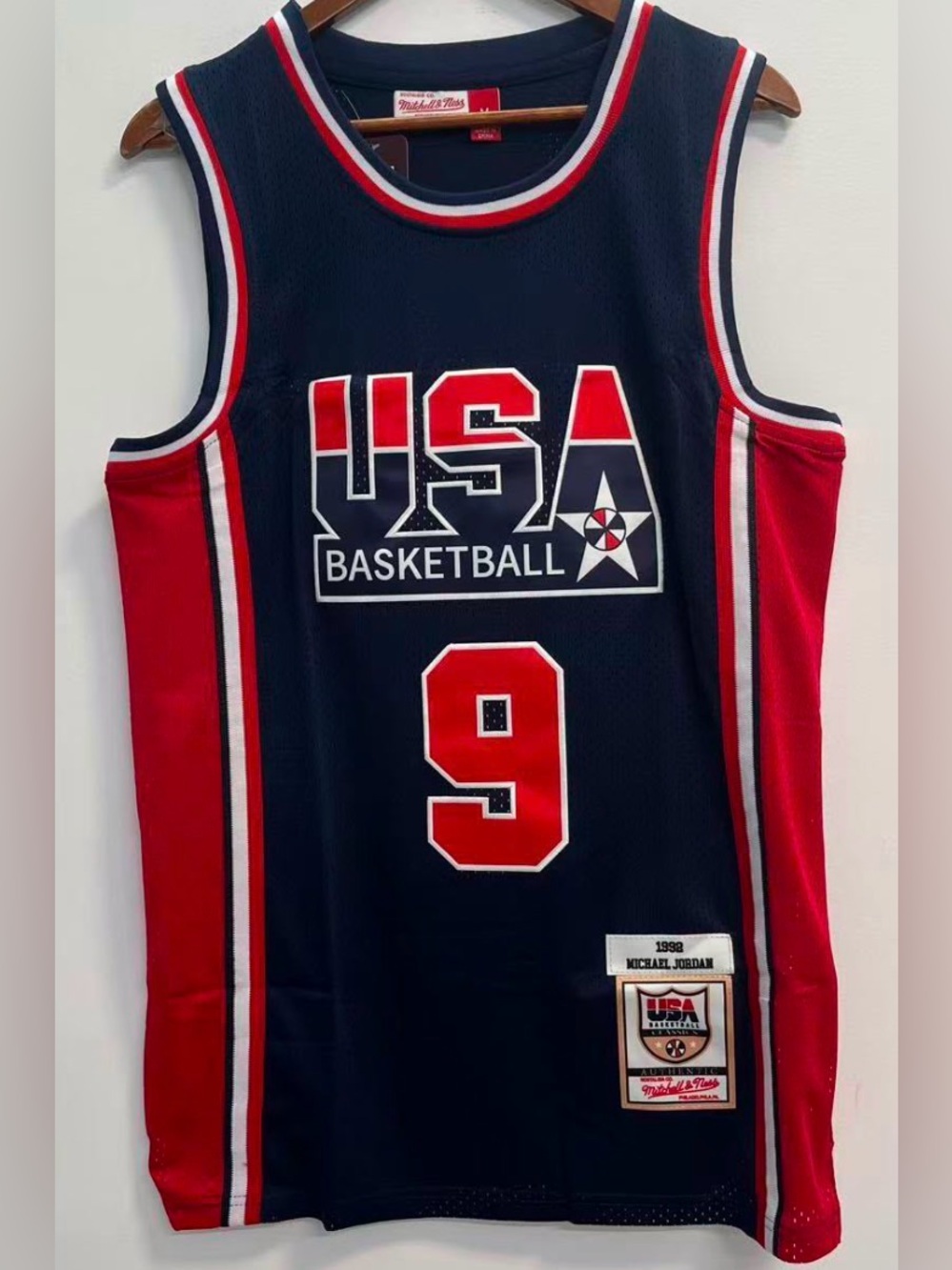 Jordan Bulls #9 Navy Basketball Rare USA Retro Men Medium Jersey